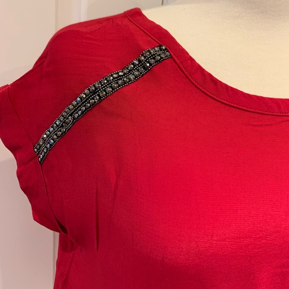 Red short sleeve top, size 12 - Picture 2 of 5